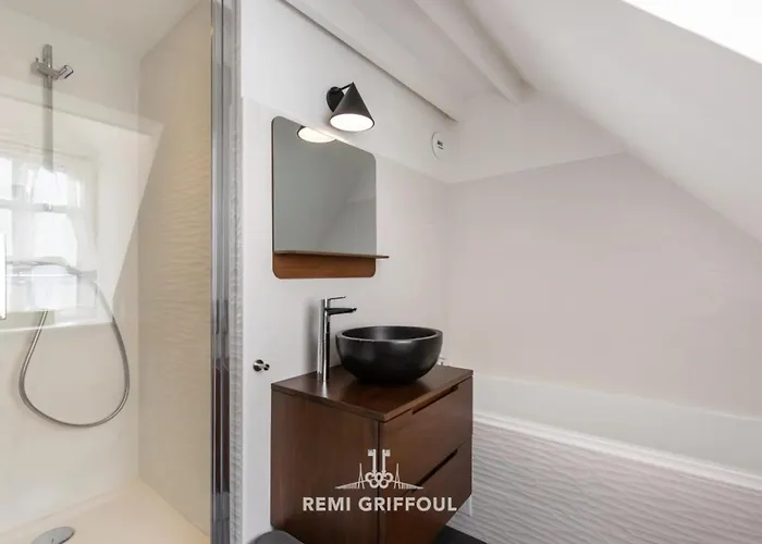 Le Phare Bleu Center & 2 To 4 Guests Appartement