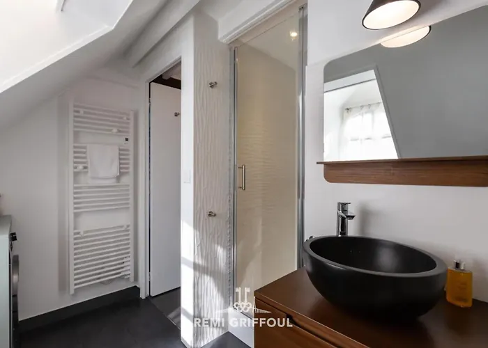 Appartement Le Phare Bleu Center & 2 To 4 Guests Honfleur